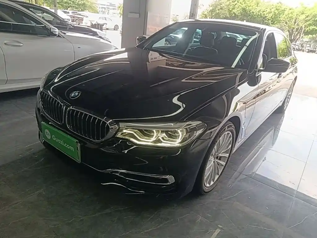 BMW 5 Series New Energy — фото 1
