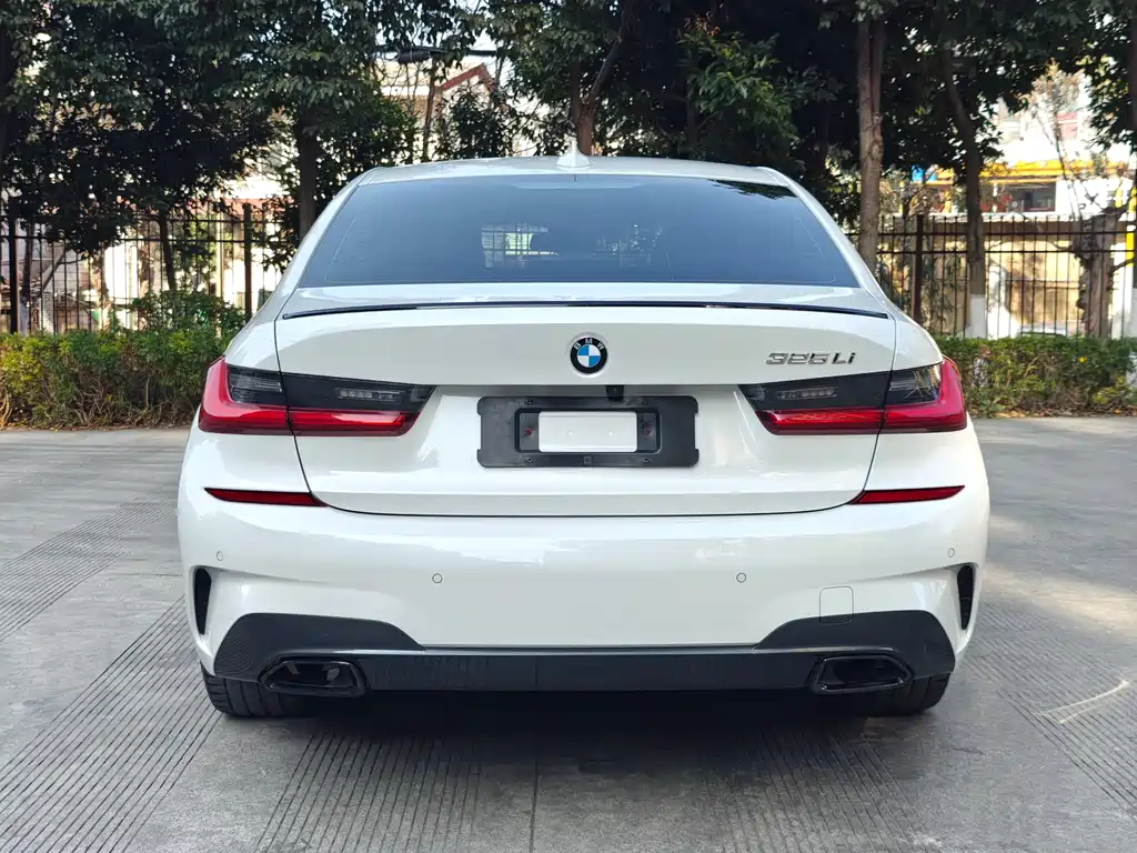 BMW 3 Series — фото 18