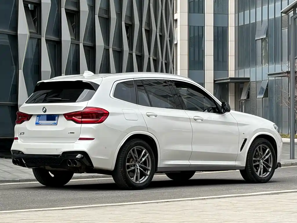 BMW X3 — фото 4