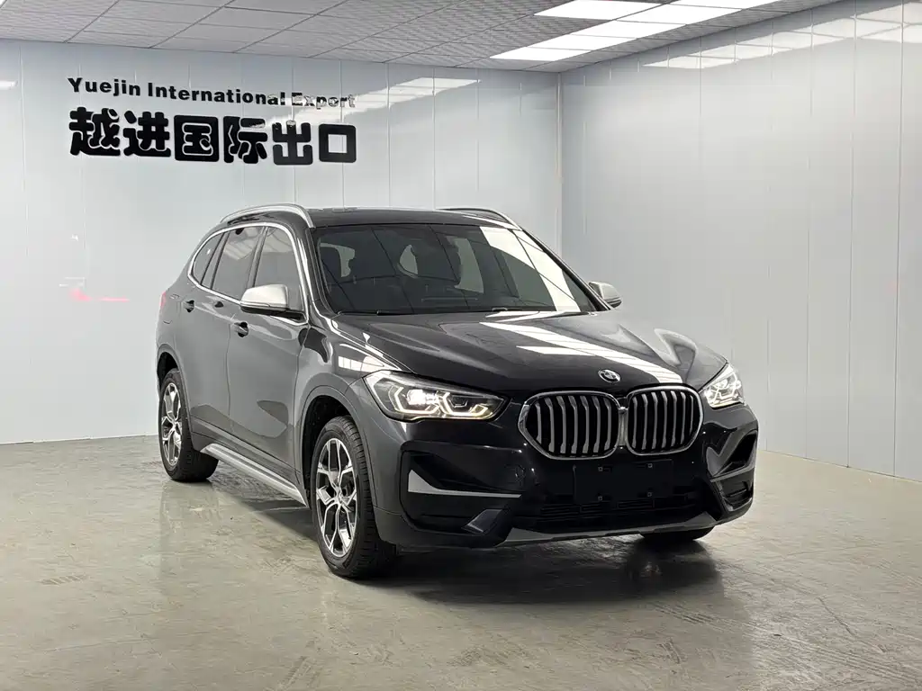 BMW X1 — фото 3