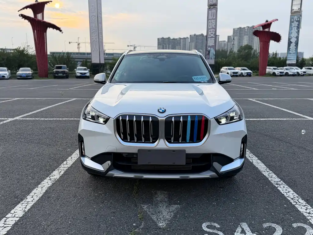 BMW X1 — фото 2