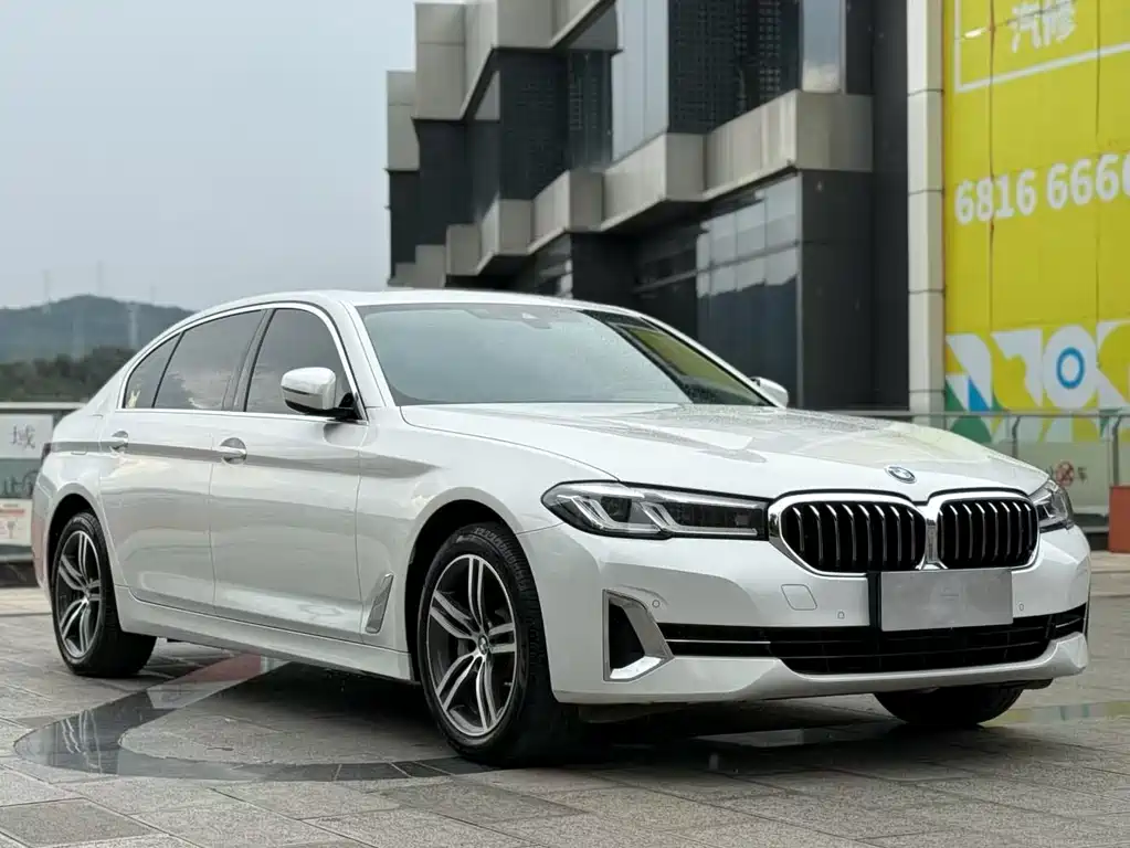 BMW 5 Series — фото 3