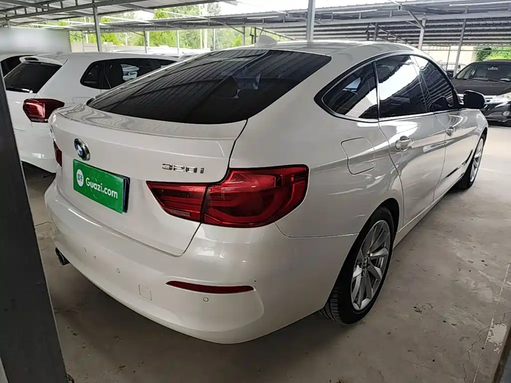 BMW 3 Series GT — фото 7