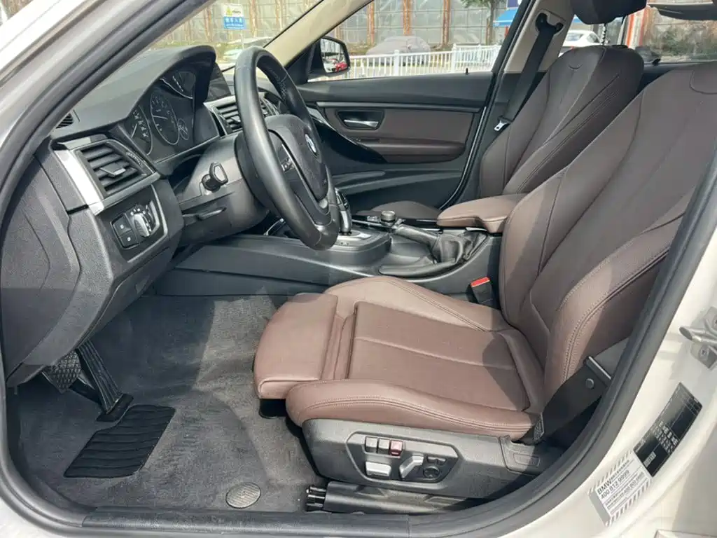 BMW 3 Series — фото 13