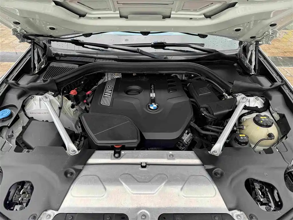 BMW X4 — фото 14