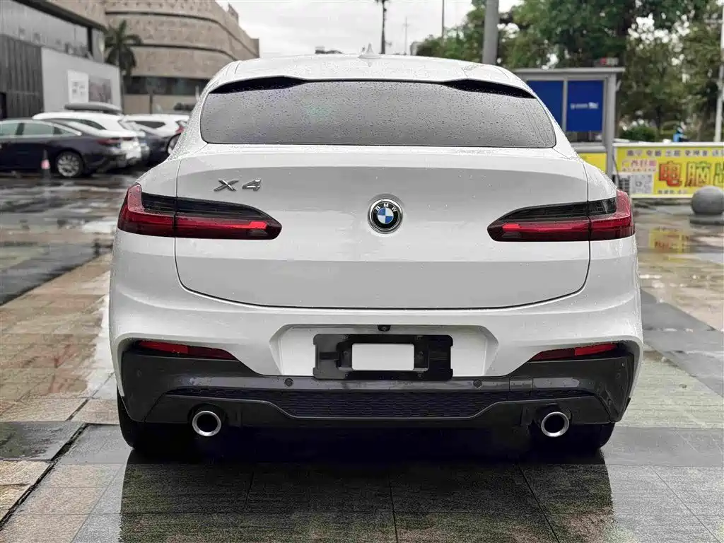 BMW X4 — фото 4