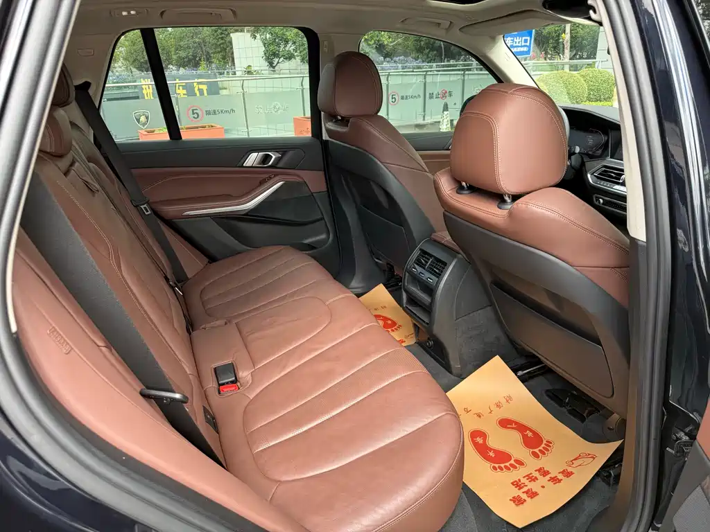 BMW X5 (Import) — фото 24