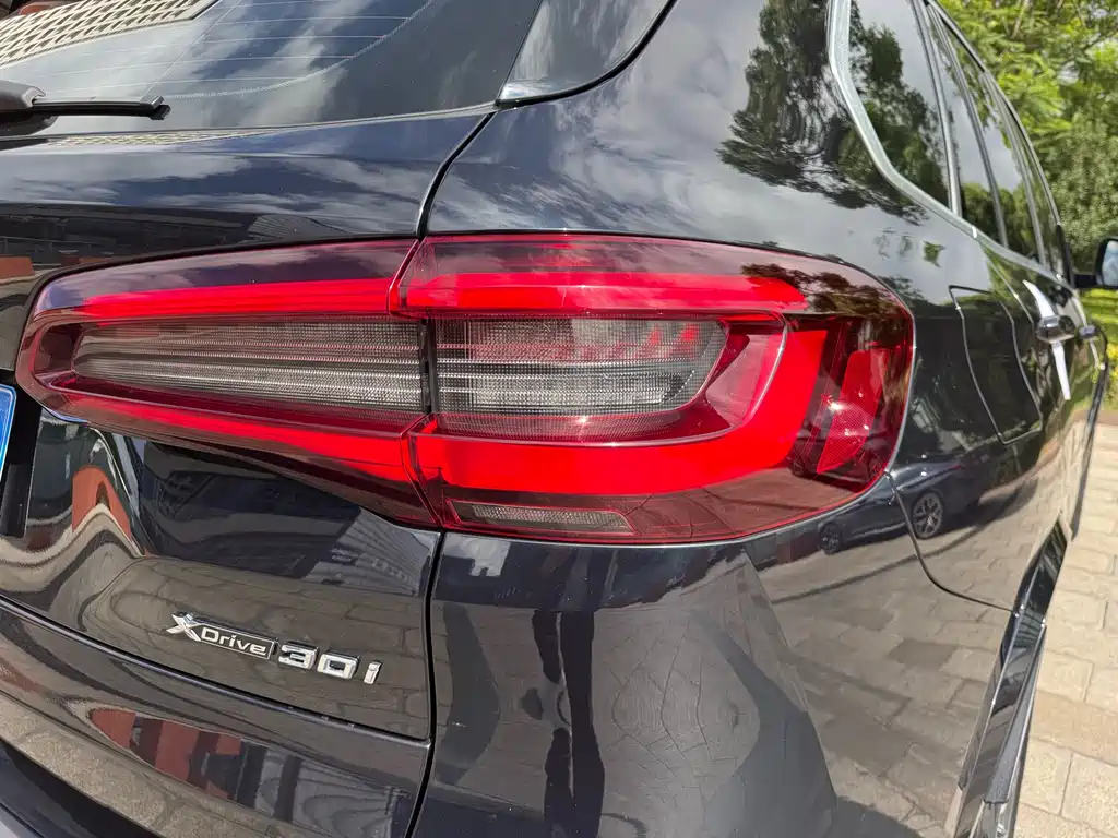 BMW X5 (Import) — фото 28