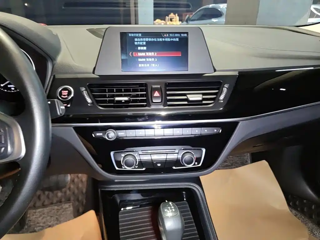 BMW 1 Series — фото 13