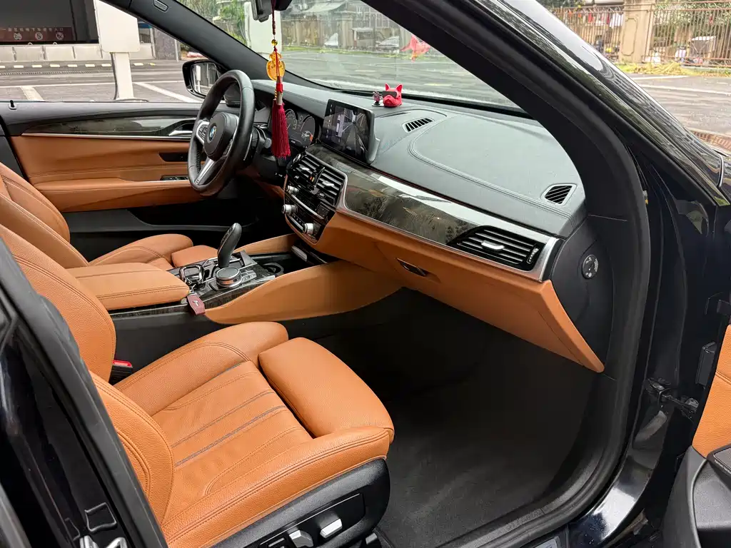 BMW 6 Series GT — фото 8