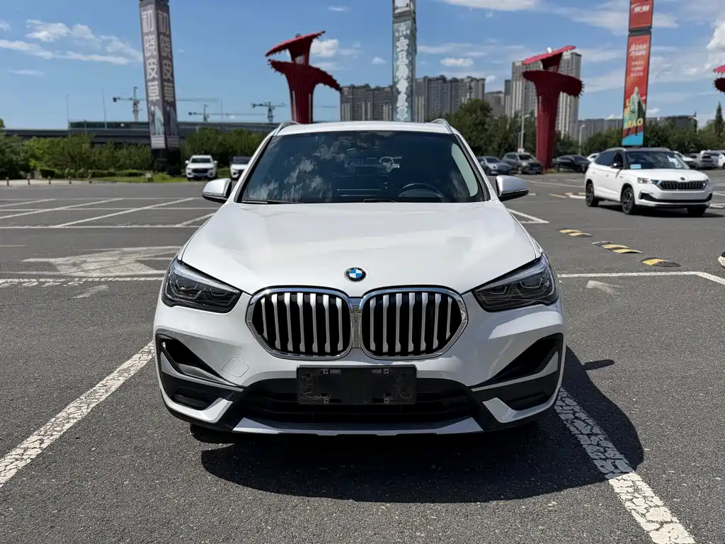 BMW X1 — фото 2