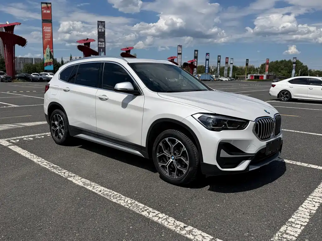 BMW X1 — фото 3