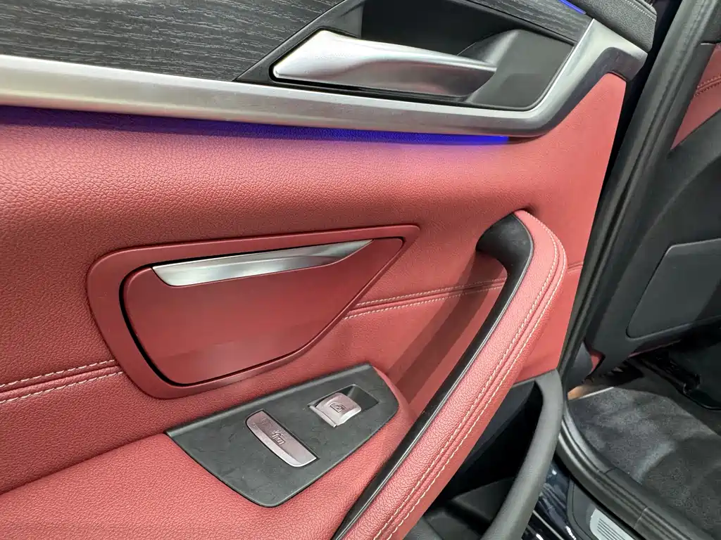 BMW 5 Series — фото 22