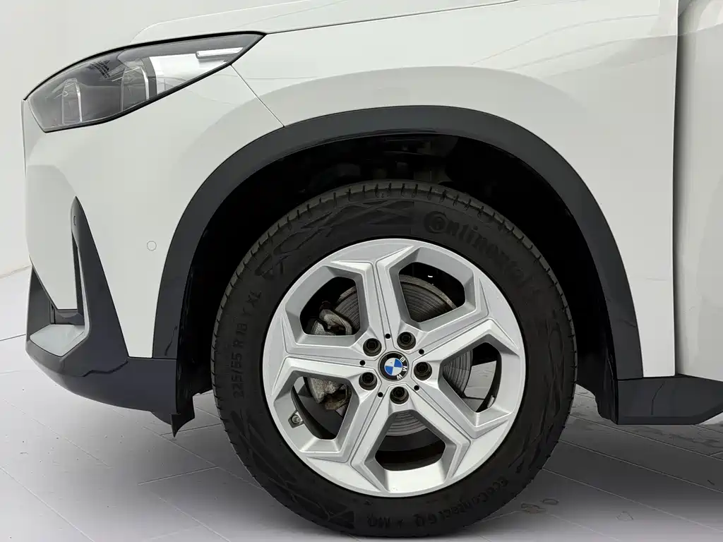 BMW X1 — фото 22