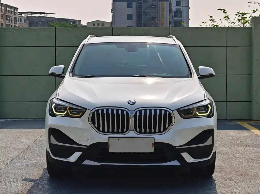 BMW X1 — фото 2