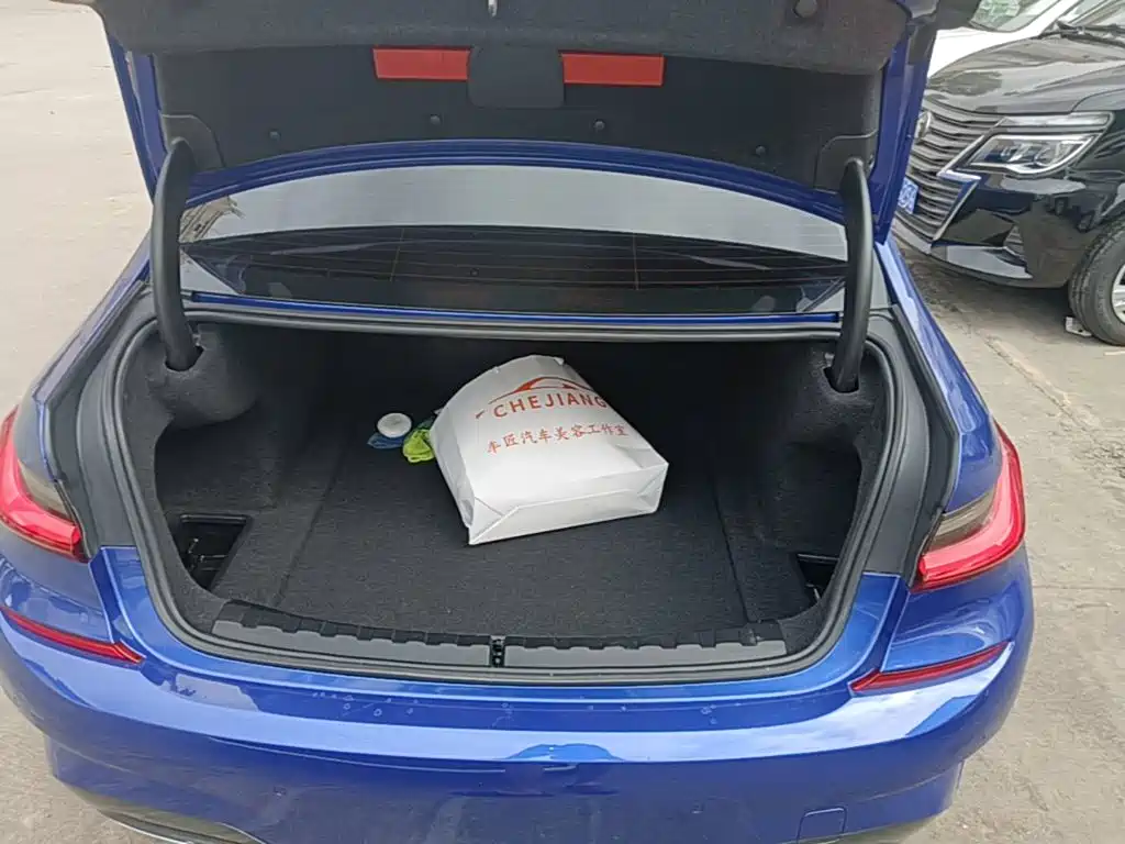 BMW 3 Series — фото 19