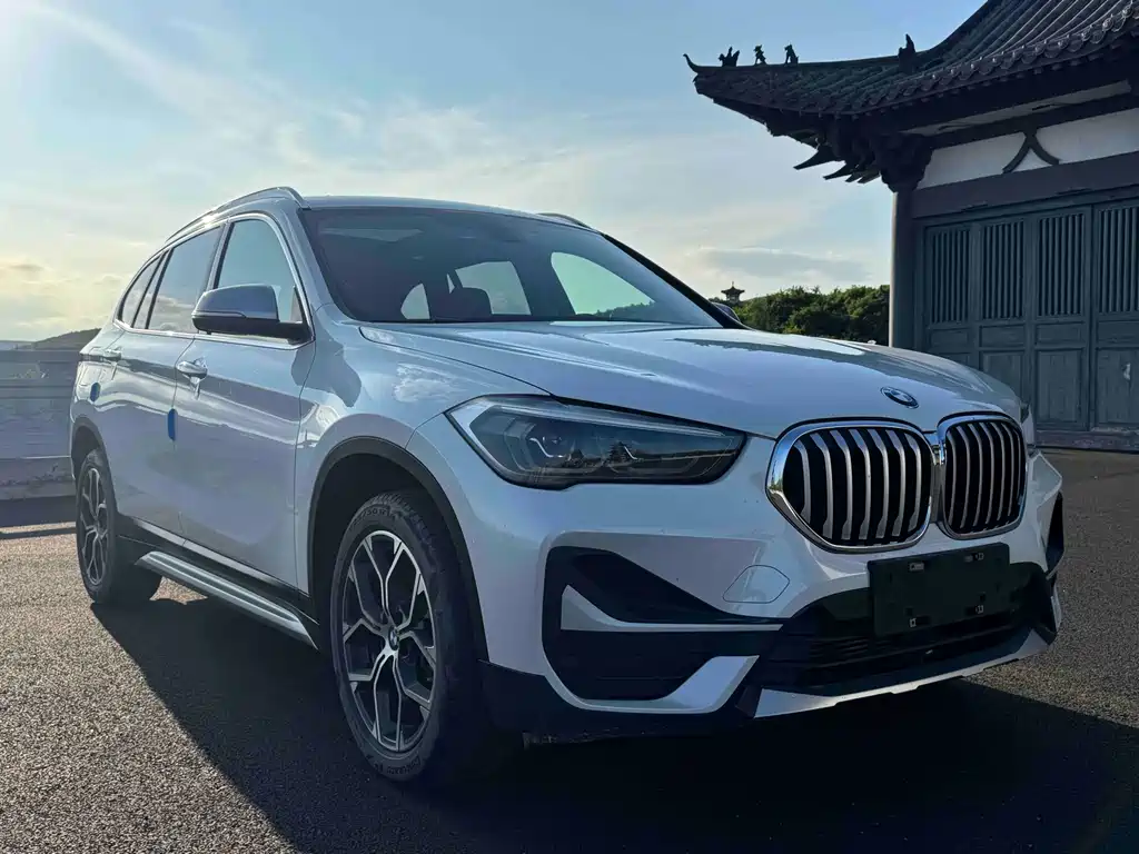 BMW X1 — фото 3