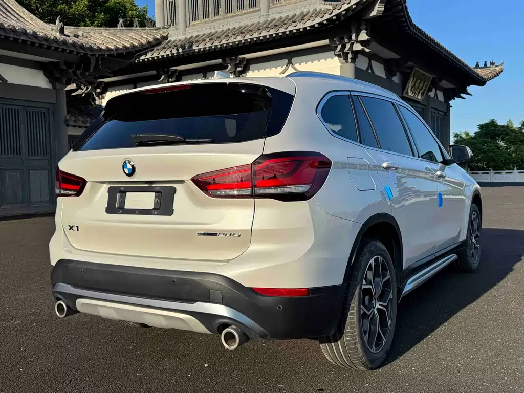 BMW X1 — фото 6