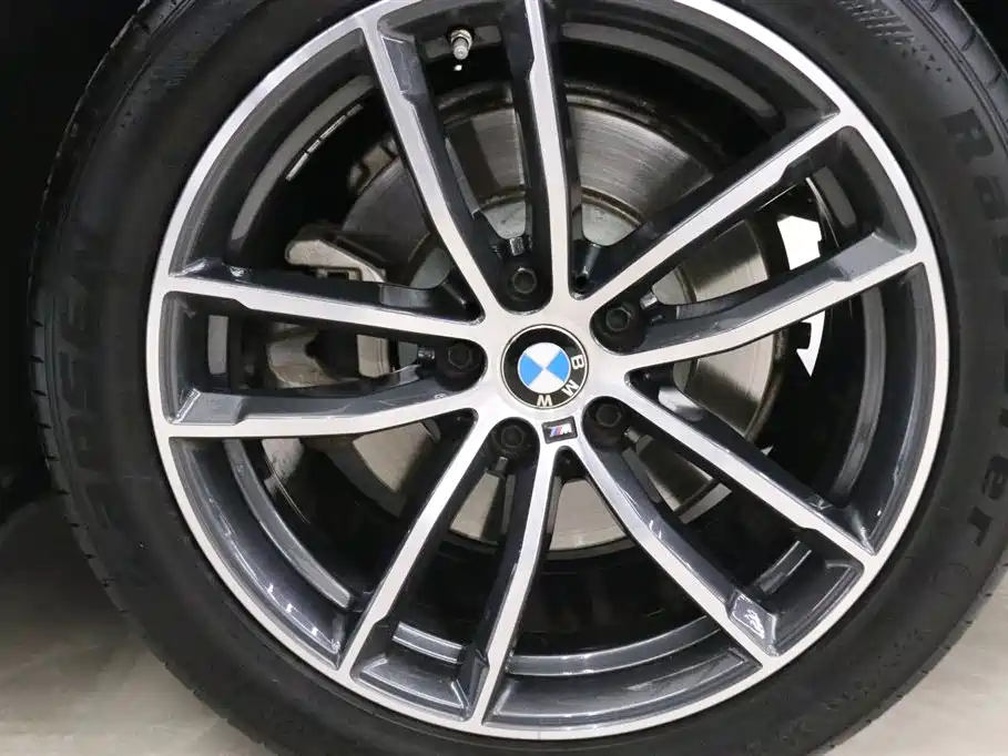 BMW 5 Series (Import) — фото 18