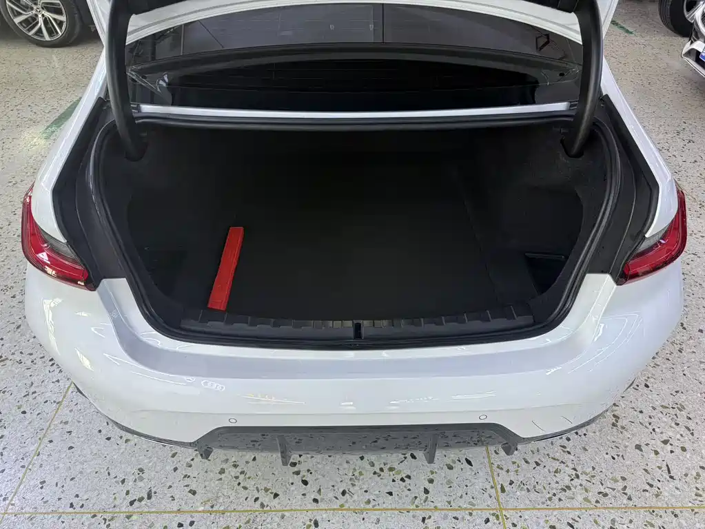 BMW 3 Series — фото 10