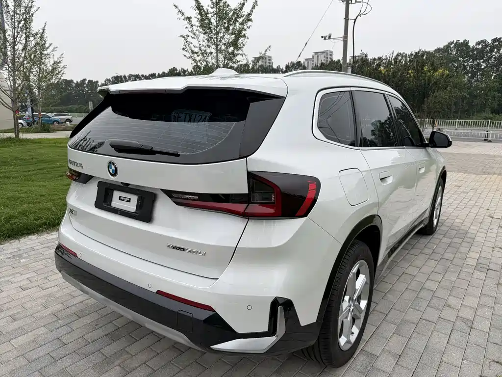 BMW X1 — фото 13