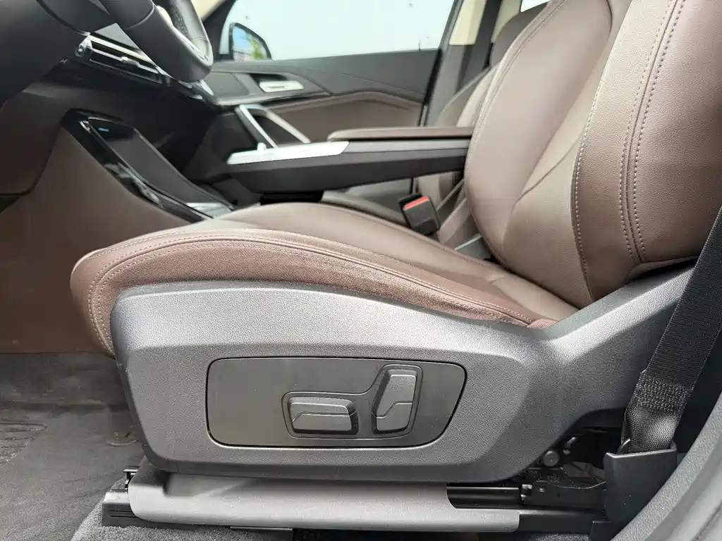 BMW X1 — фото 15