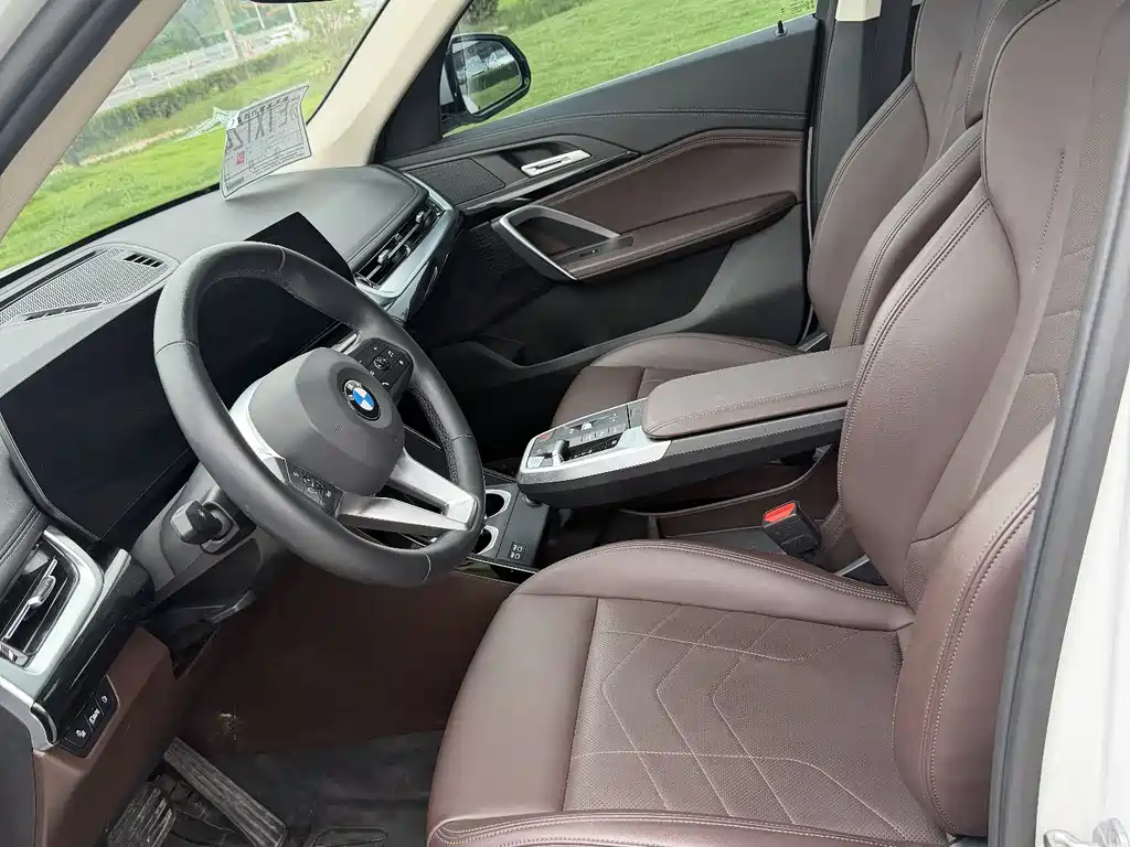 BMW X1 — фото 18