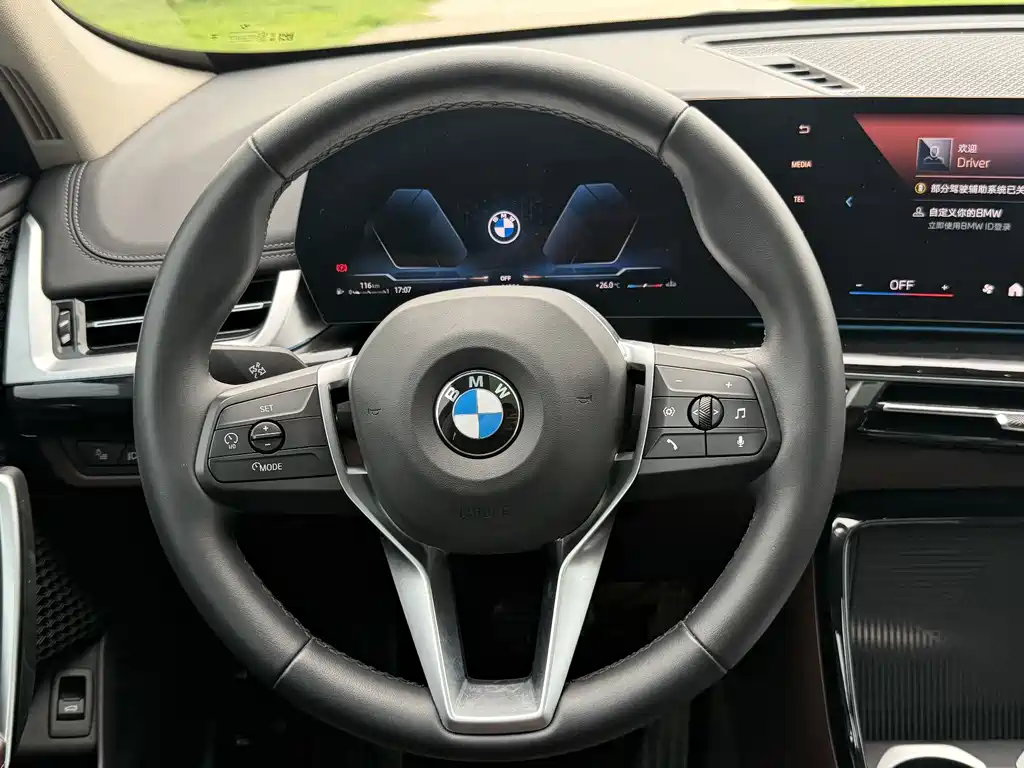 BMW X1 — фото 33