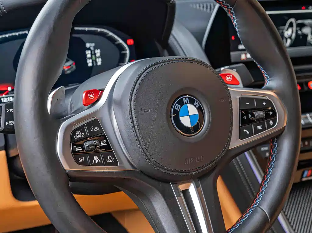BMW M8 — фото 13