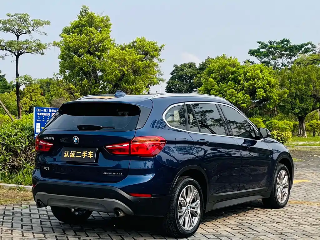 BMW X1 — фото 4
