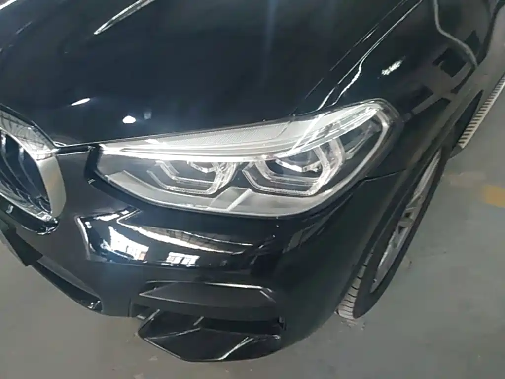 BMW X3 — фото 18