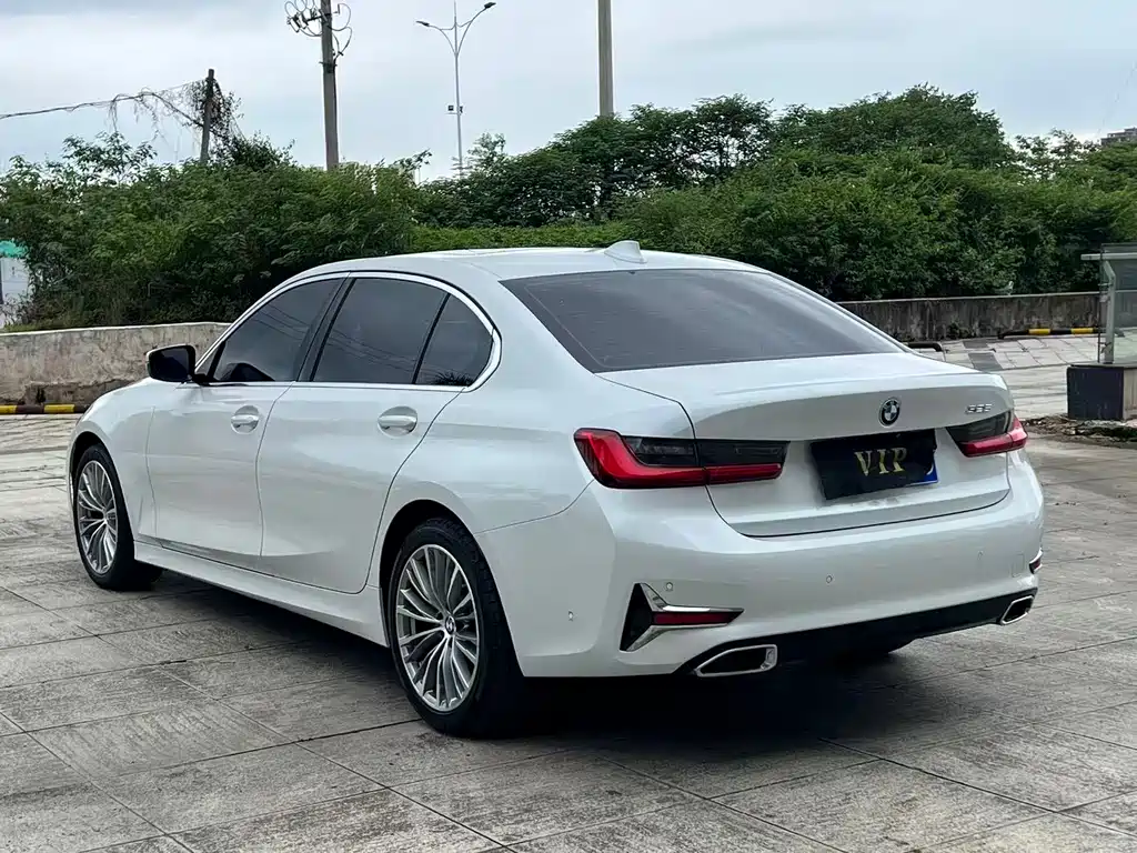 BMW 3 Series — фото 4