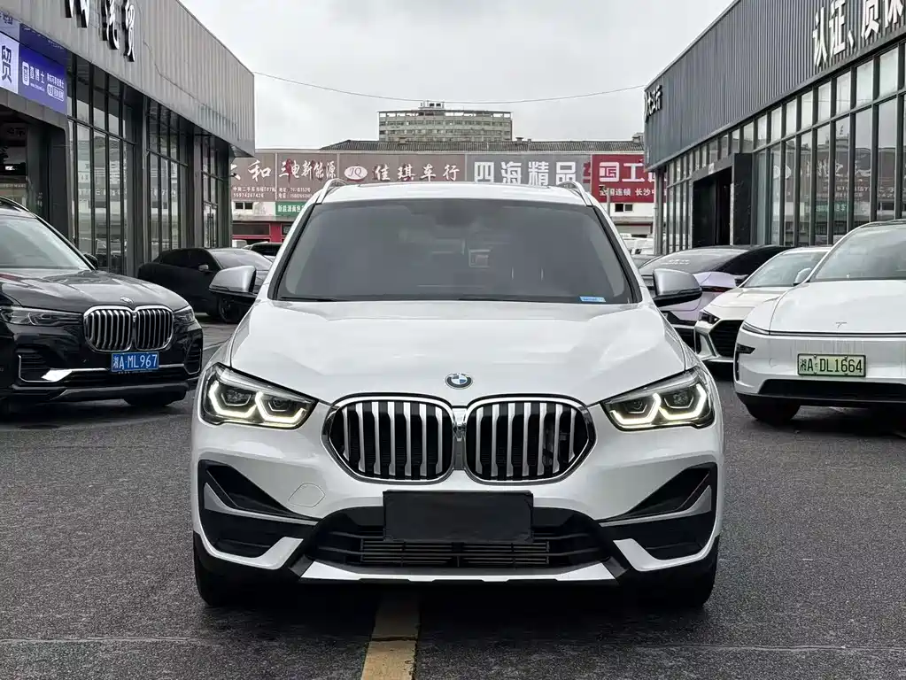 BMW X1 — фото 3