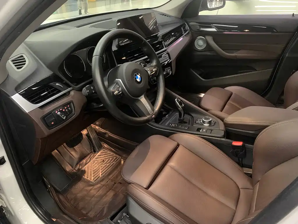 BMW X1 — фото 14