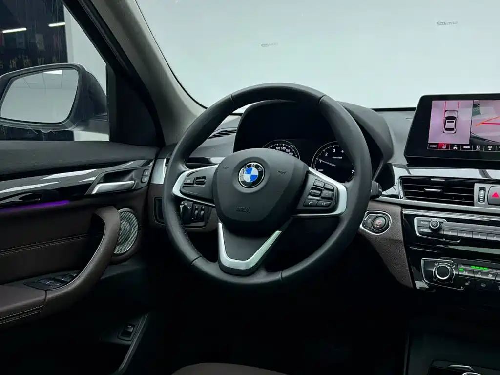 BMW X1 — фото 17