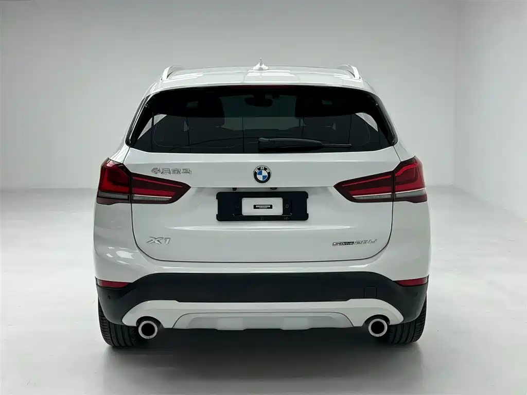 BMW X1 — фото 10