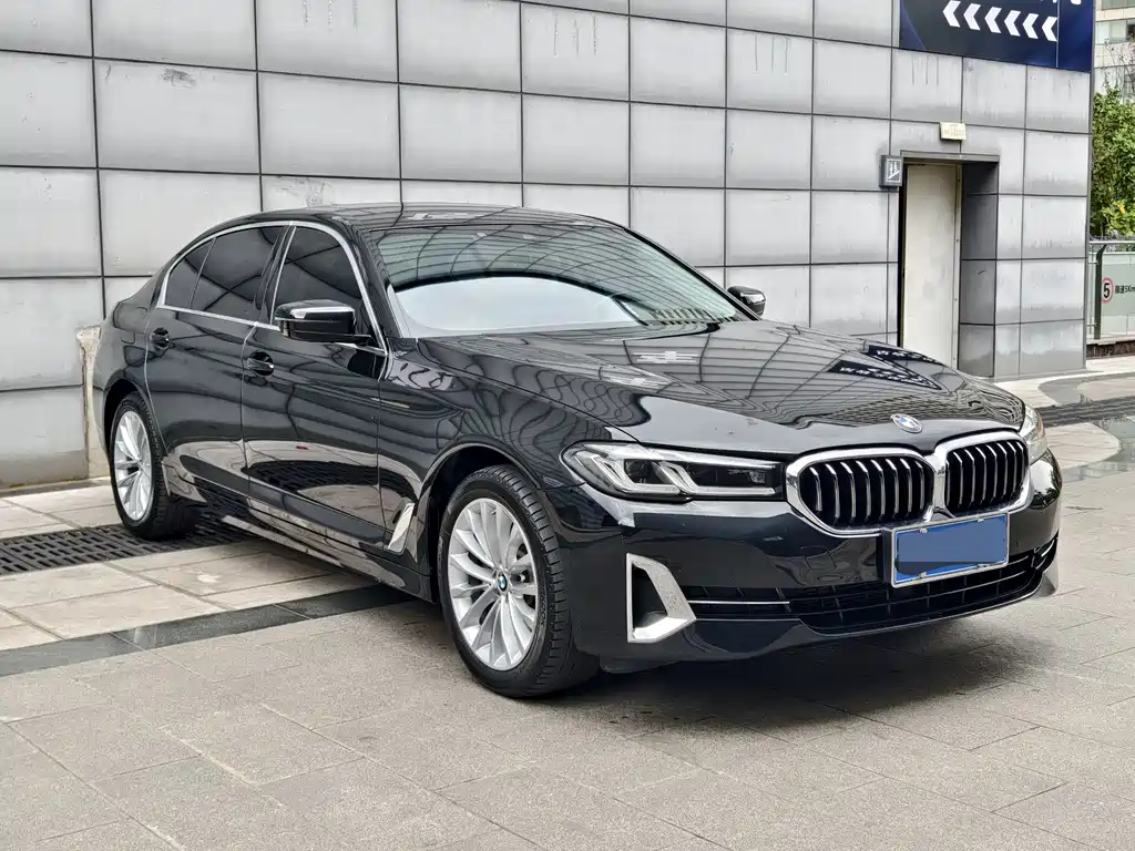 BMW 5 Series — фото 3