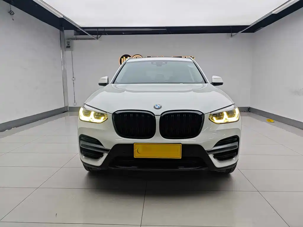 BMW X3 — фото 2