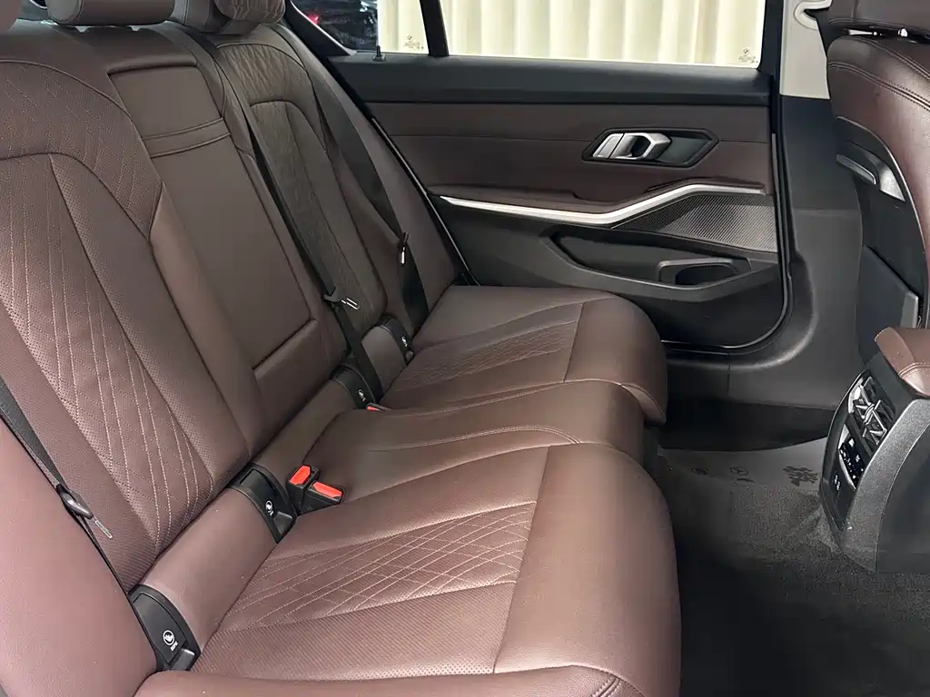 BMW 3 Series — фото 10