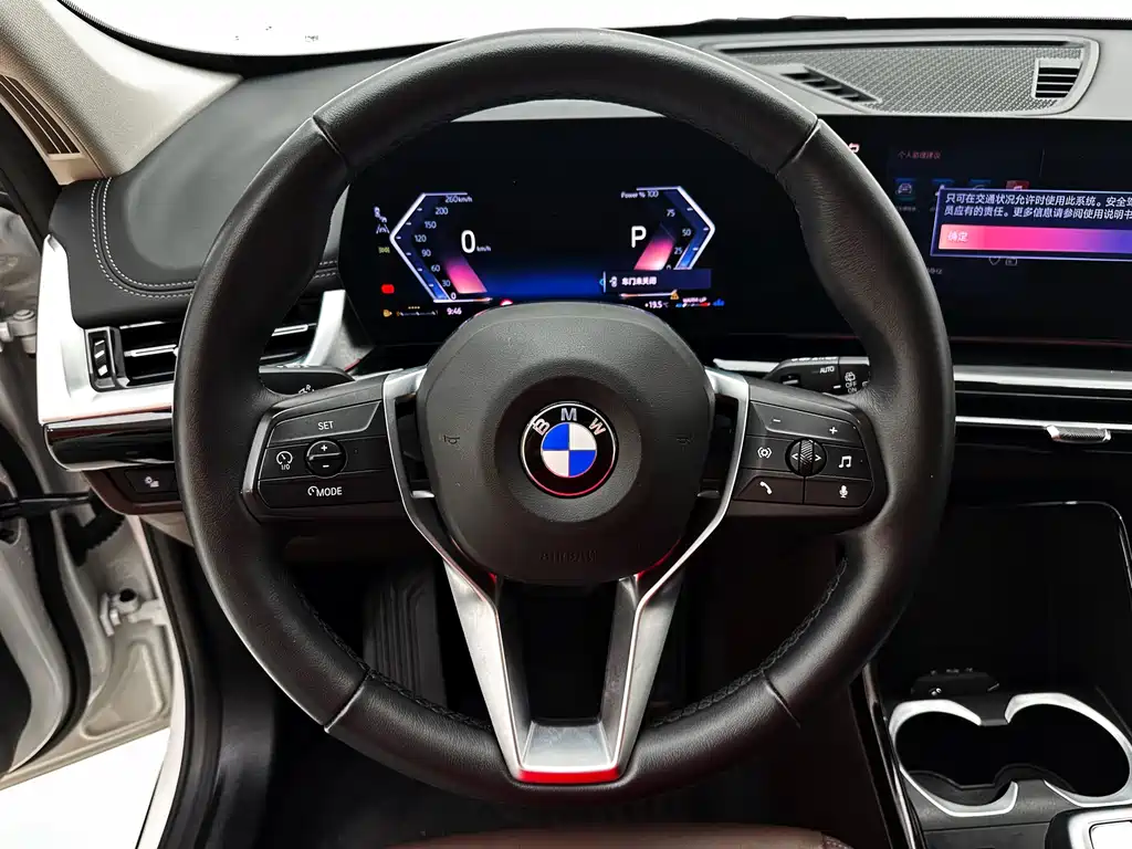 BMW X1 — фото 19