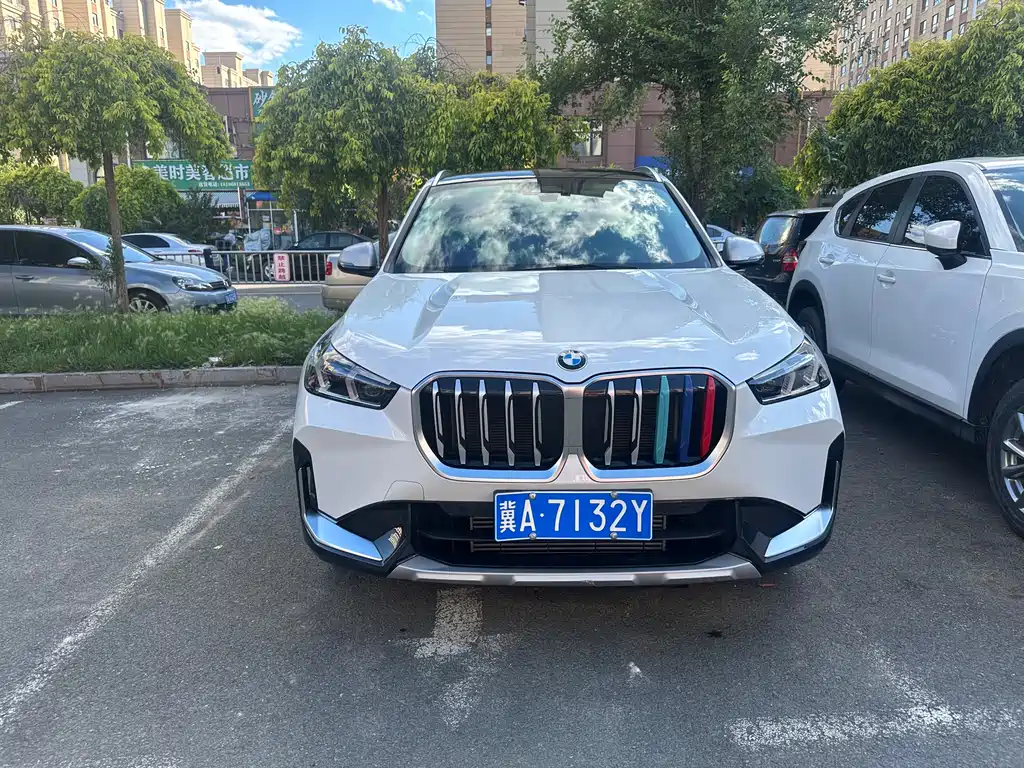 BMW X1 — фото 2