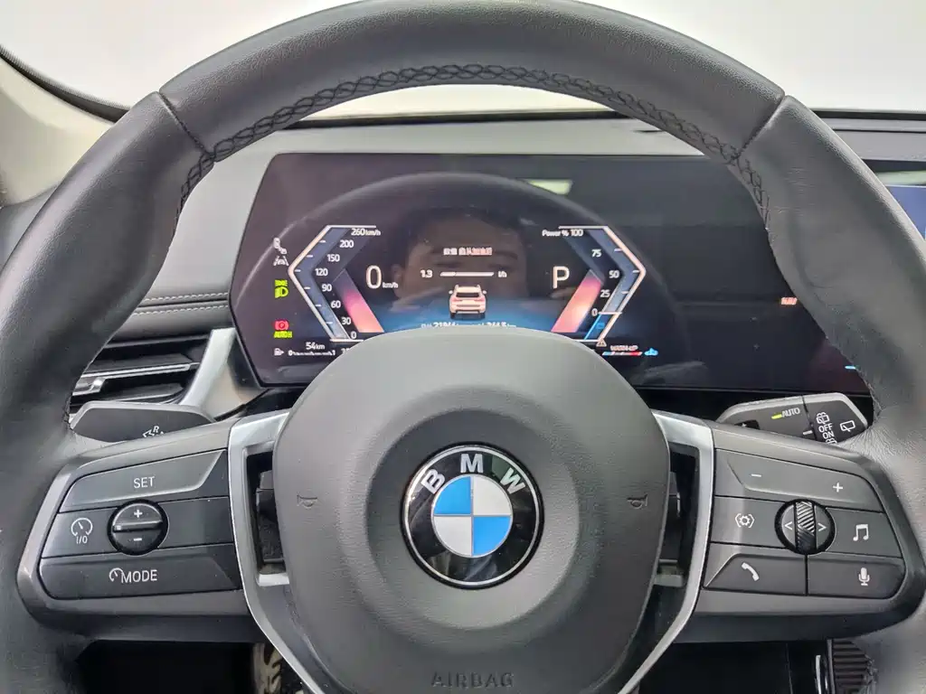 BMW X1 — фото 11