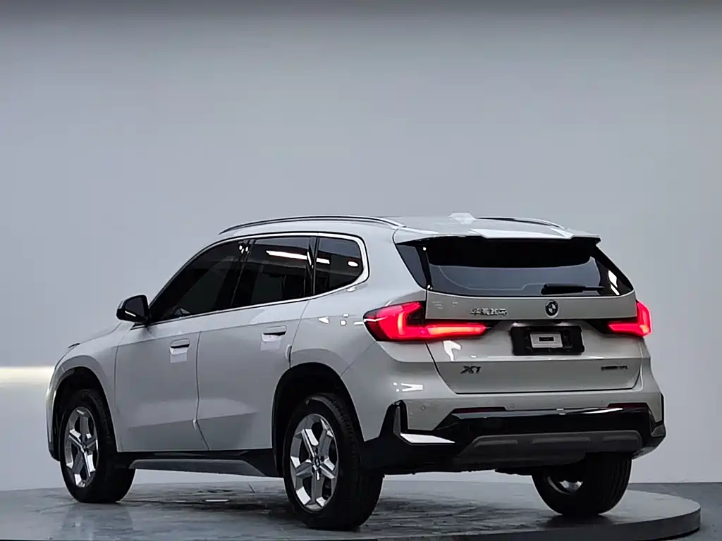 BMW X1 — фото 20