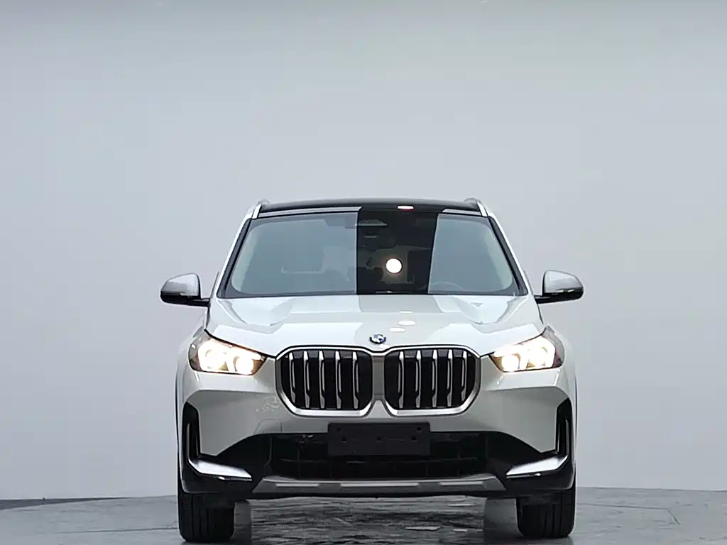 BMW X1 — фото 3