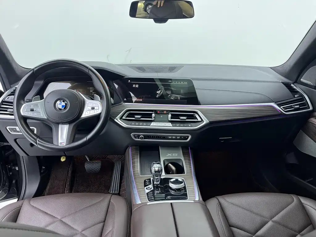BMW X5 — фото 10
