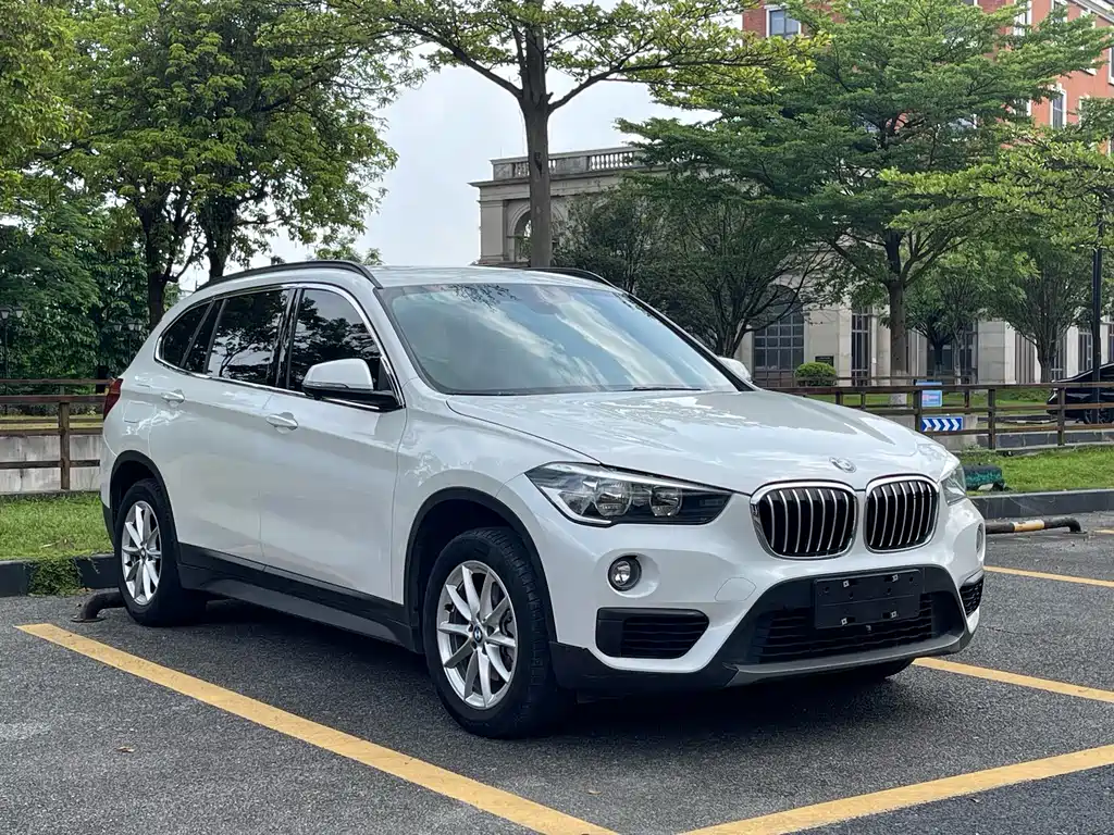 BMW X1 — фото 3
