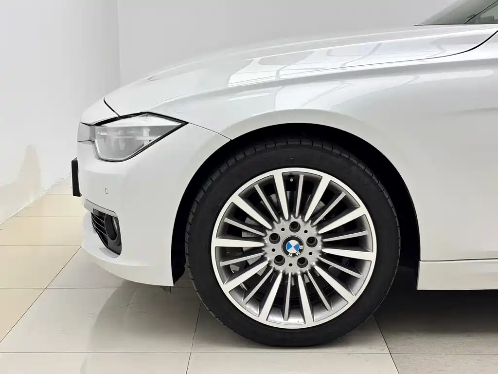 BMW 3 Series — фото 10