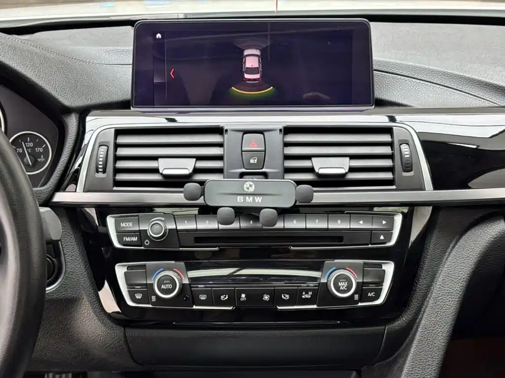 BMW 3 Series — фото 10