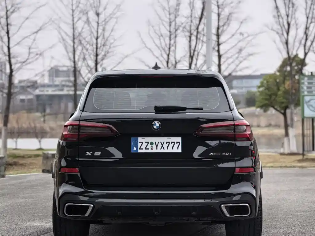 BMW X5 (Import) — фото 18