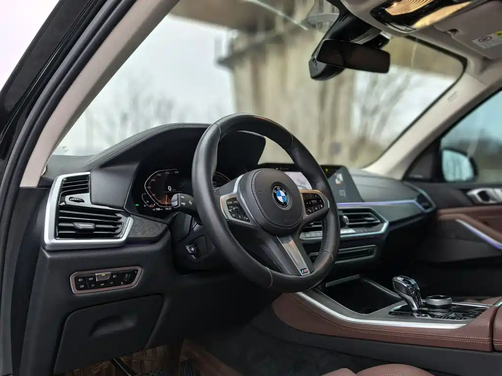 BMW X5 (Import) — фото 5